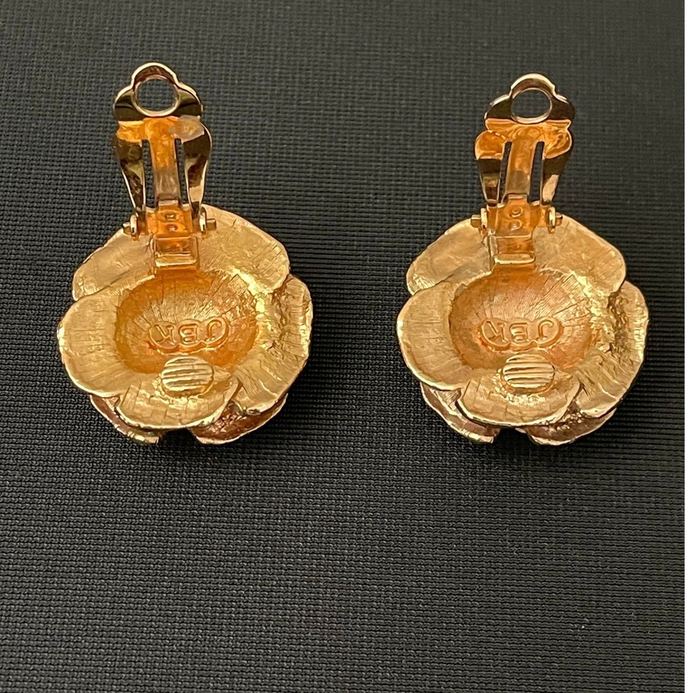 JBK Jacqueline Kennedy Gold Tone Rose Flower Clip On Earrings Signed Vintage - Picture 6 of 13
